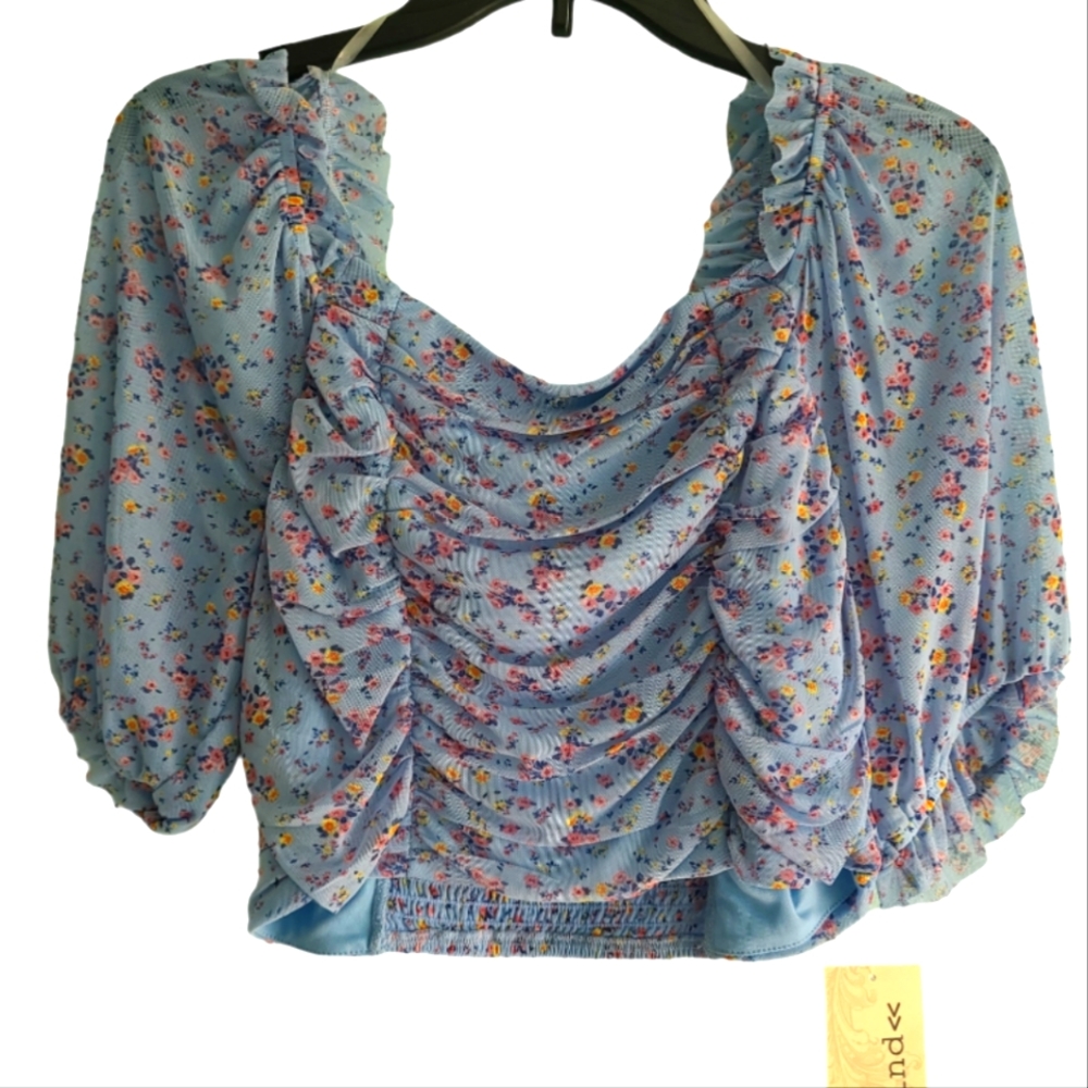 REWIND Ruched Puffed Sleeved Blouse